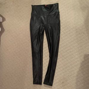 shiny legging/tight pant